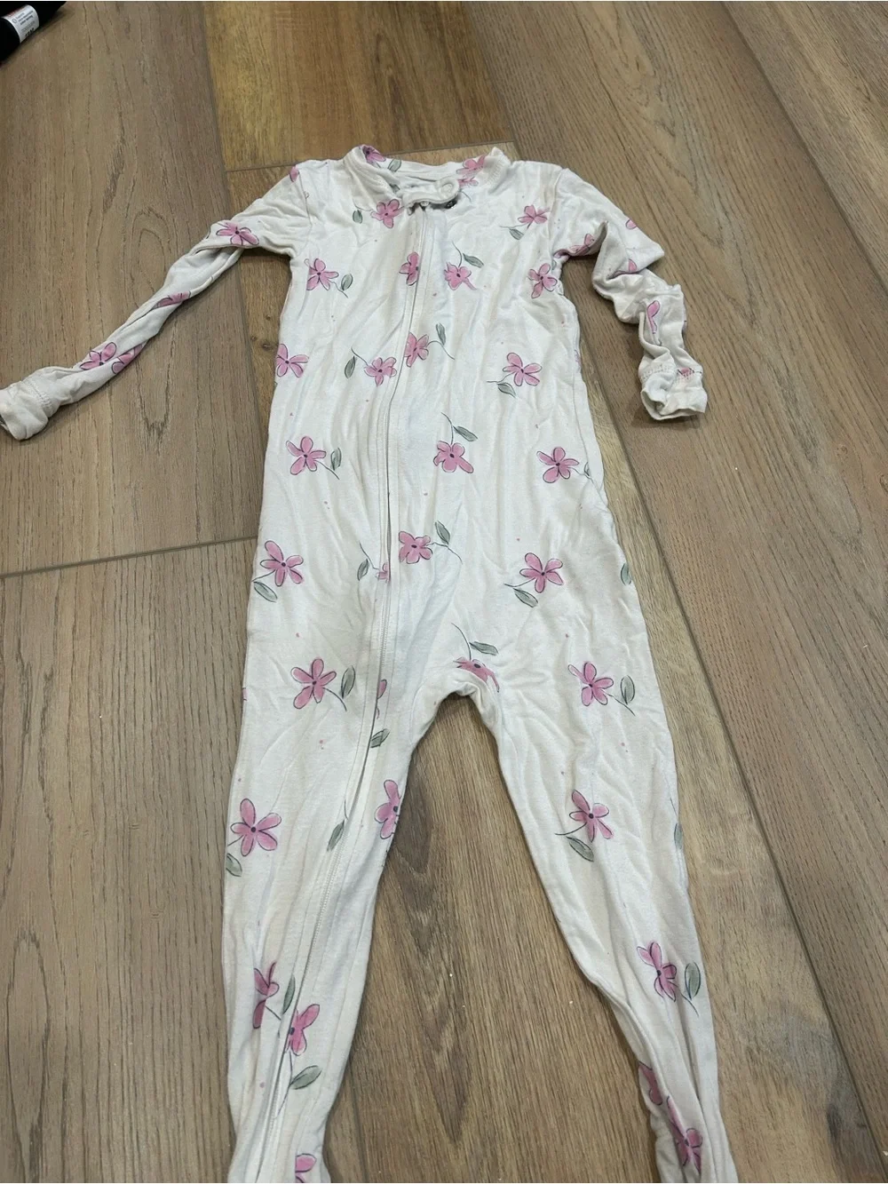 Set of 5 pajamas 2T